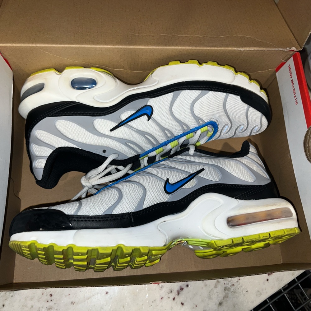 Nike Air Maxes